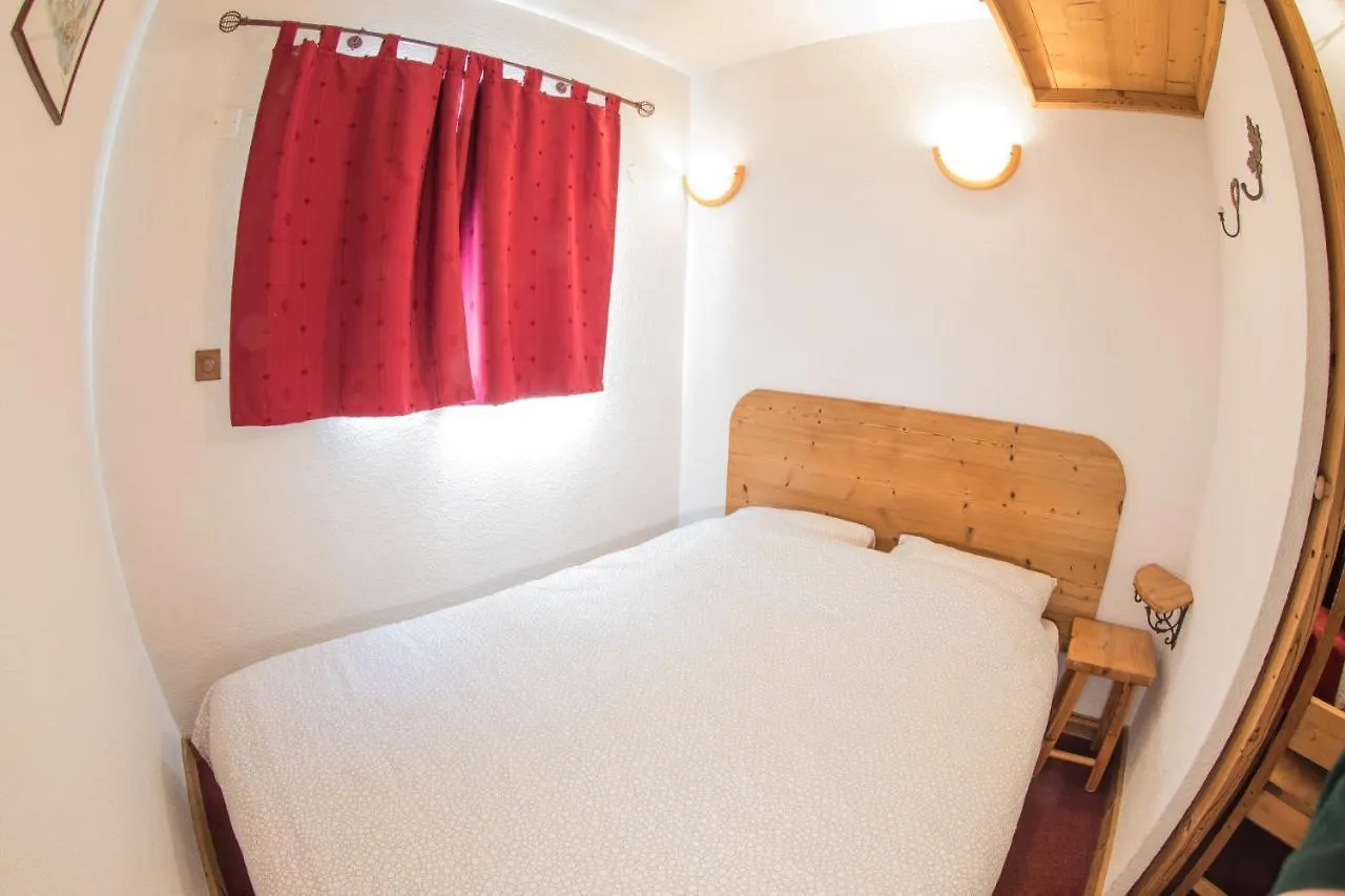 Apartment Ski-In Ski-Out 218 Val Thorens France